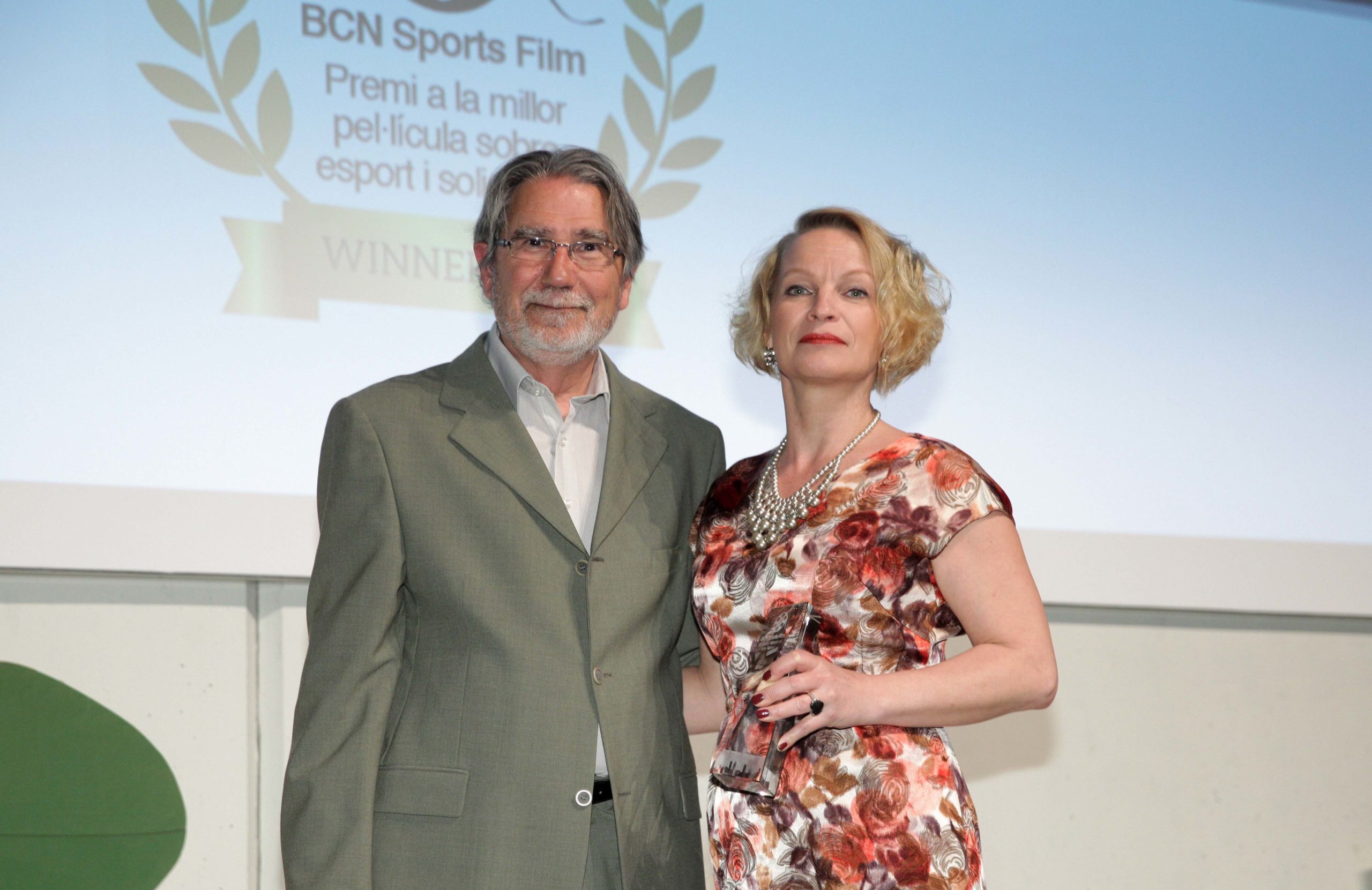 2015-BCNSportFilms--Solidaritat-MOET JE HOREN!